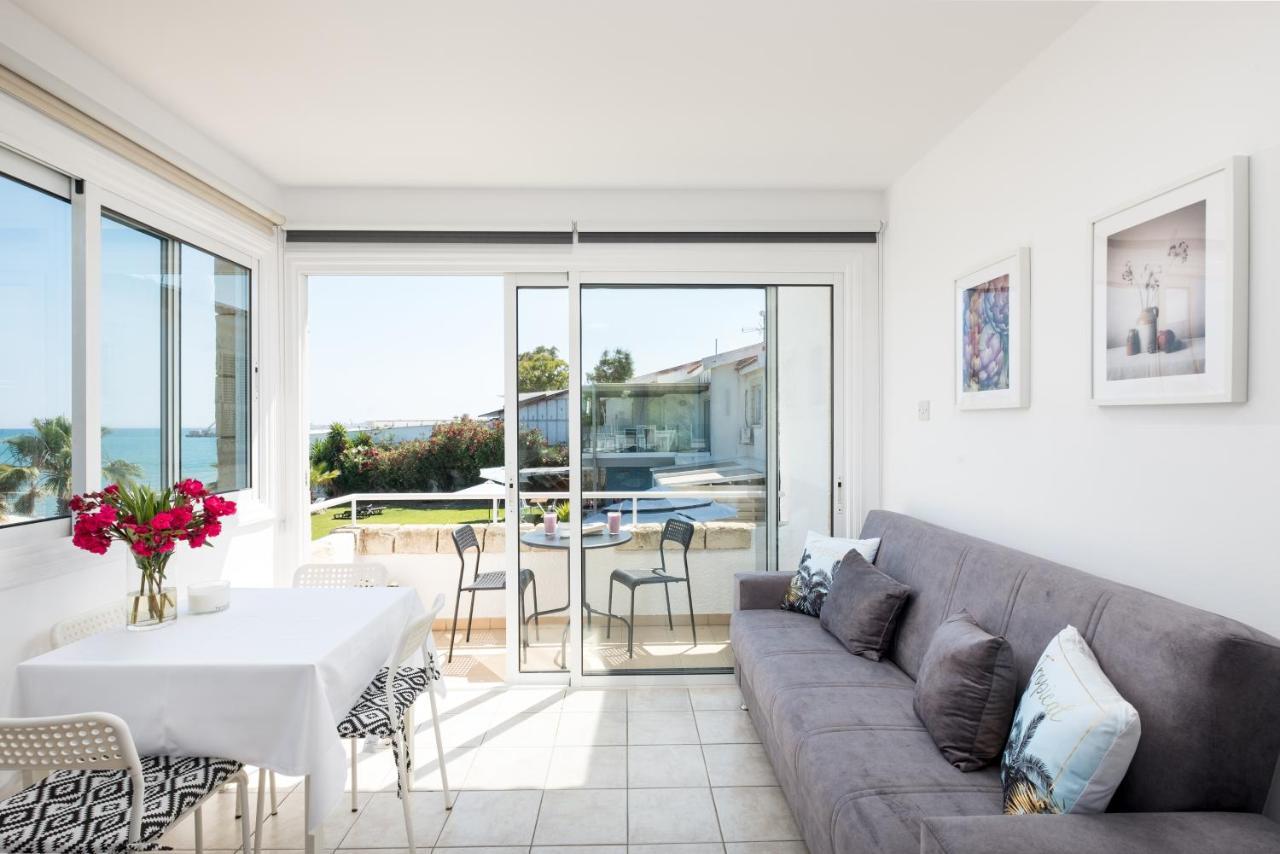 Oceanview Apartment Larnaca Ngoại thất bức ảnh