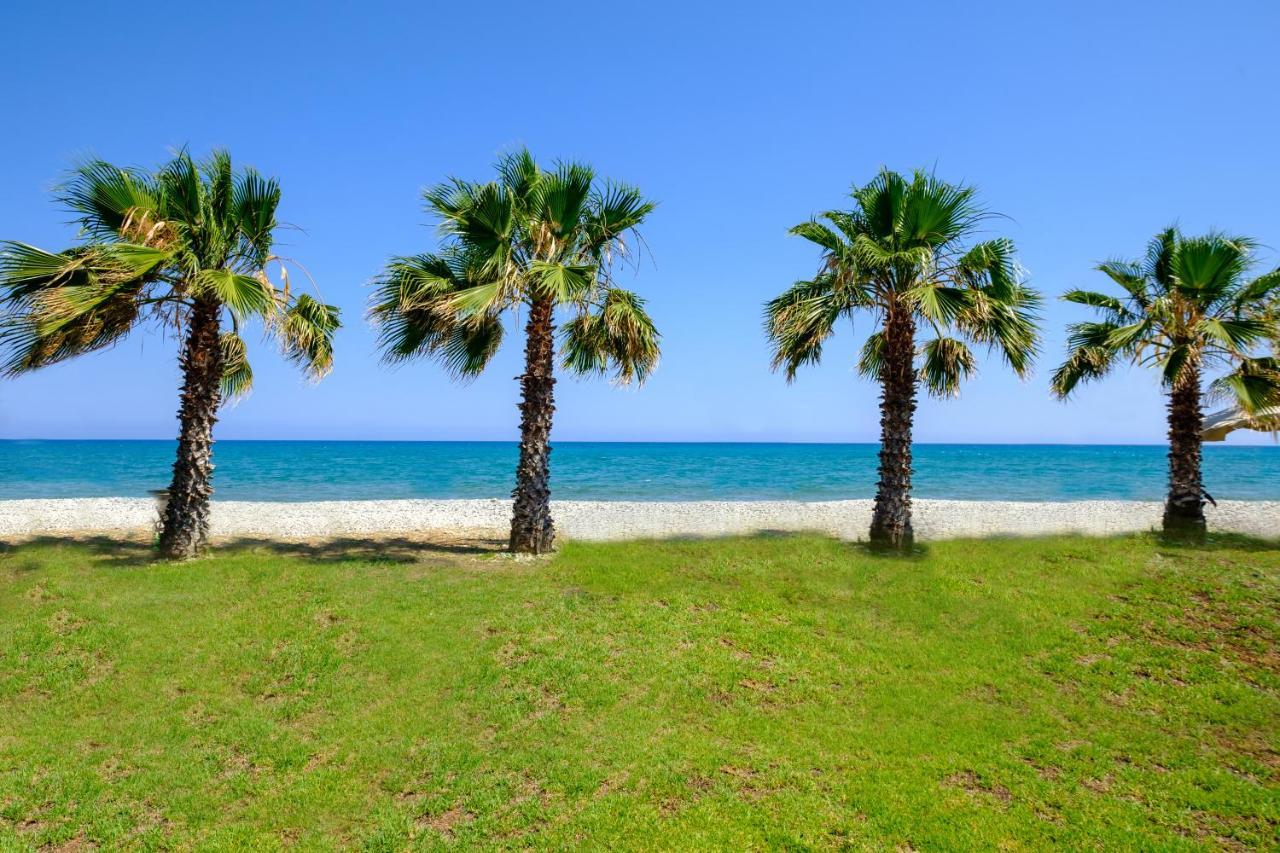 Oceanview Apartment Larnaca Ngoại thất bức ảnh