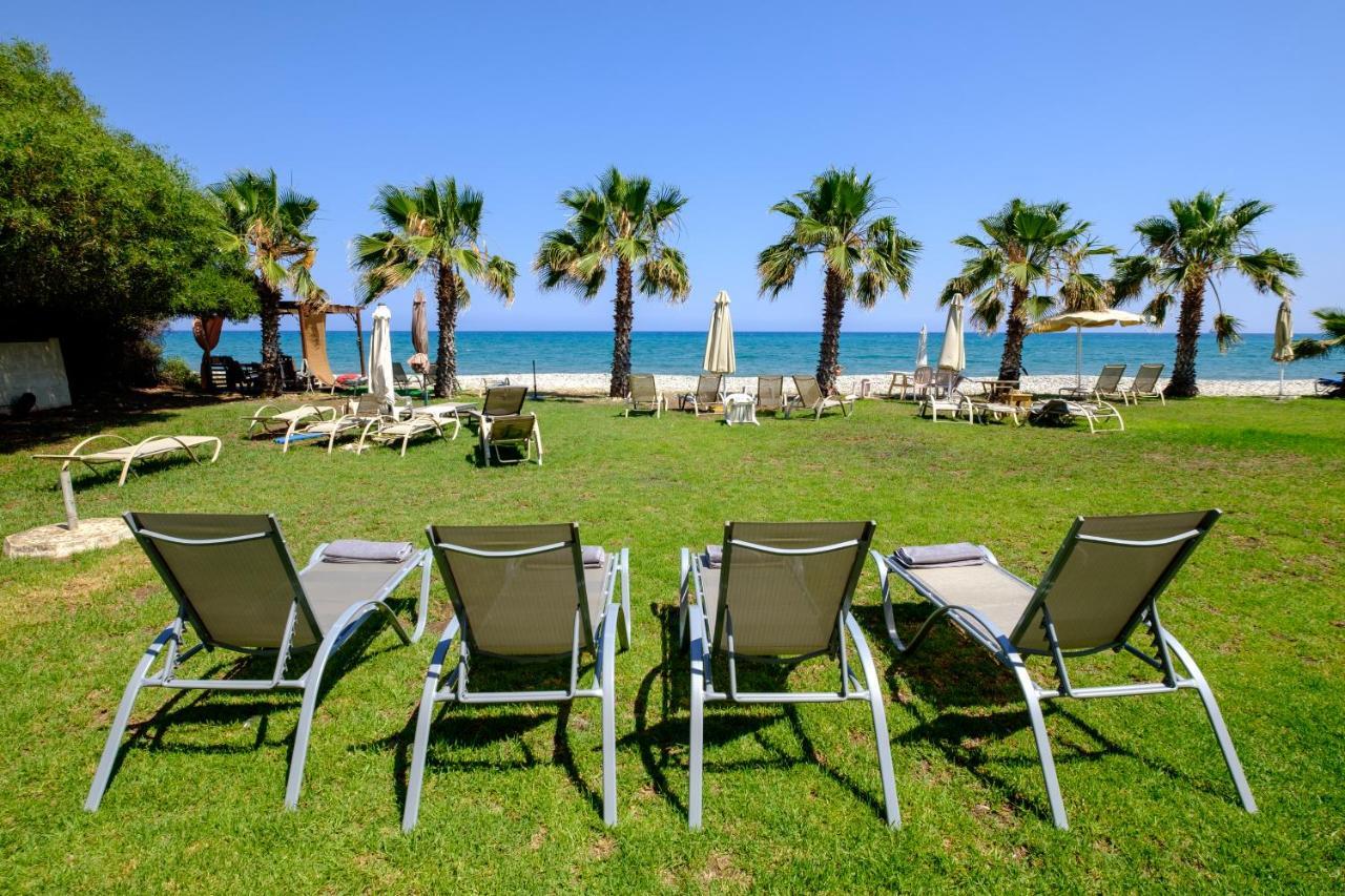 Oceanview Apartment Larnaca Ngoại thất bức ảnh